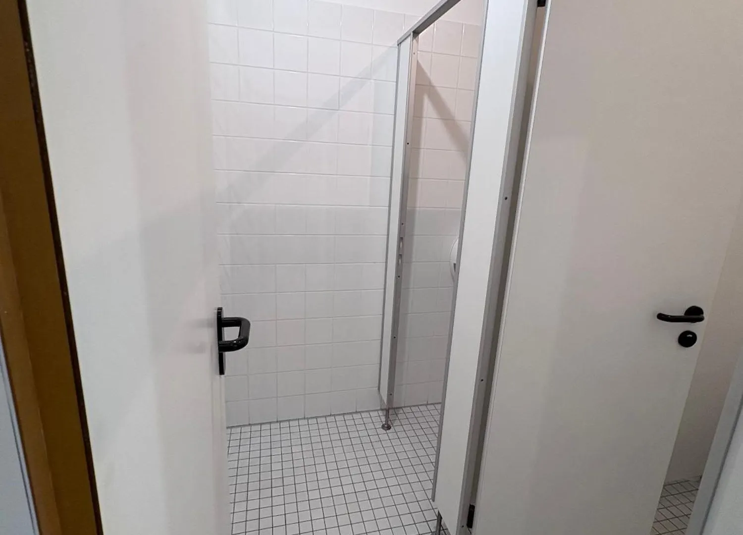Hostal Albergue Wohnestate Gmbh Múnich Alemania
